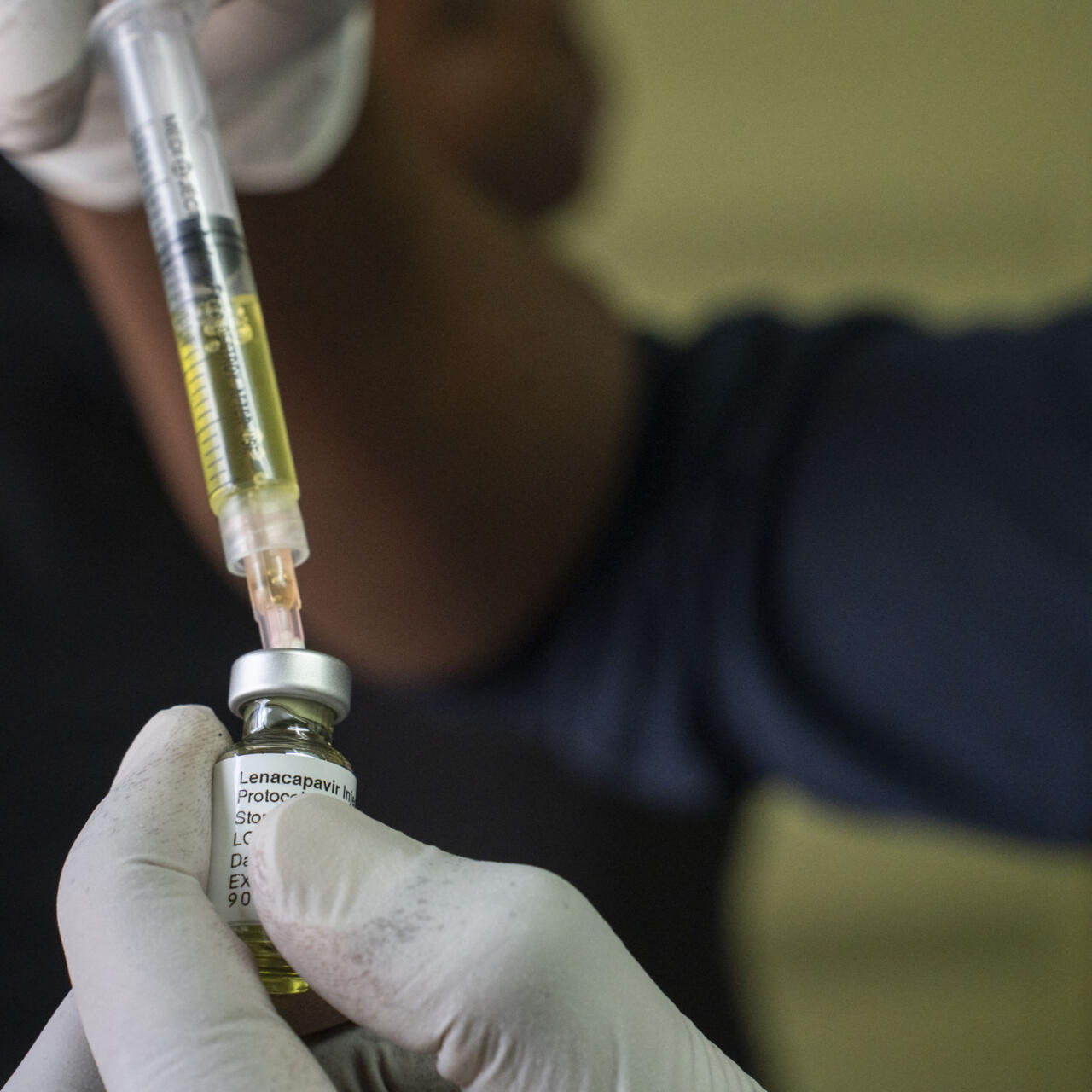 VIH : une seule injection tous les six mois, le lénacapavir suscite un immense espoir en Afrique