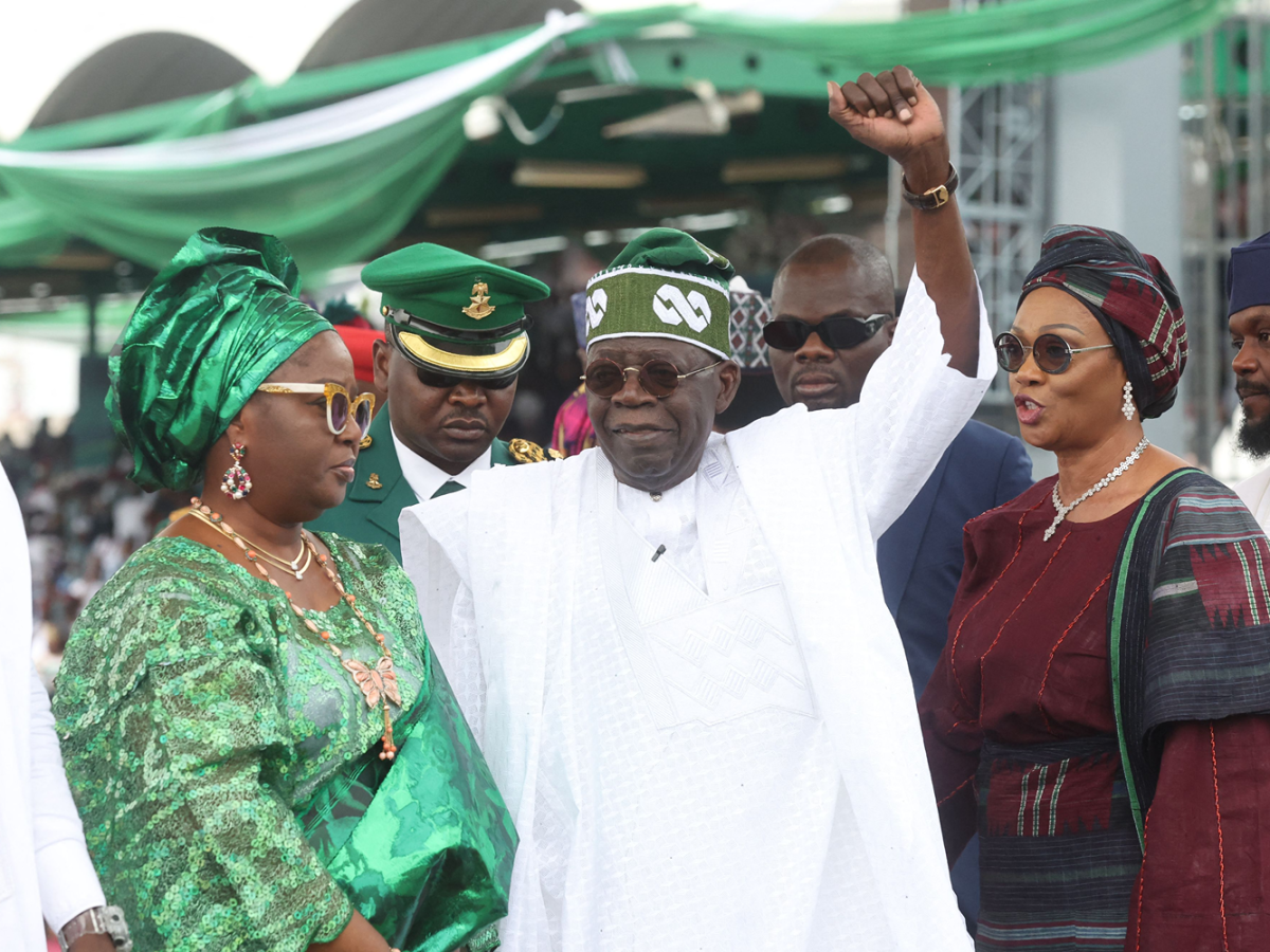 Nigeria : Tinubu face à un électorat éprouvé, entre réformes économiques et colère sociale
