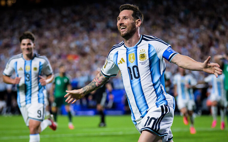 Mondial 2026 : l’Argentine domine l’Algérie, Messi signe un triplé historique