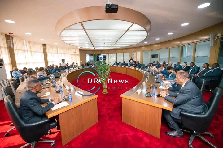 RDC : Le gouvernement renforce son dialogue avec le secteur privé pour attirer les&nbsp;investissements