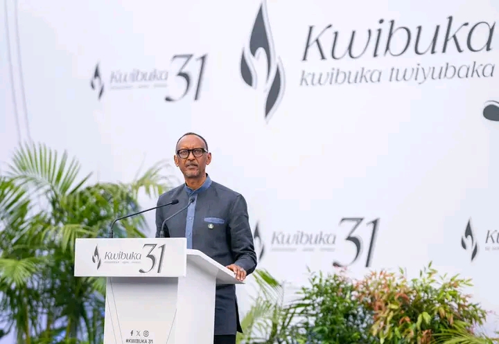 Paul Kagame appelle les Rwandais à l&rsquo;affirmation de soi et à la&nbsp;dignité