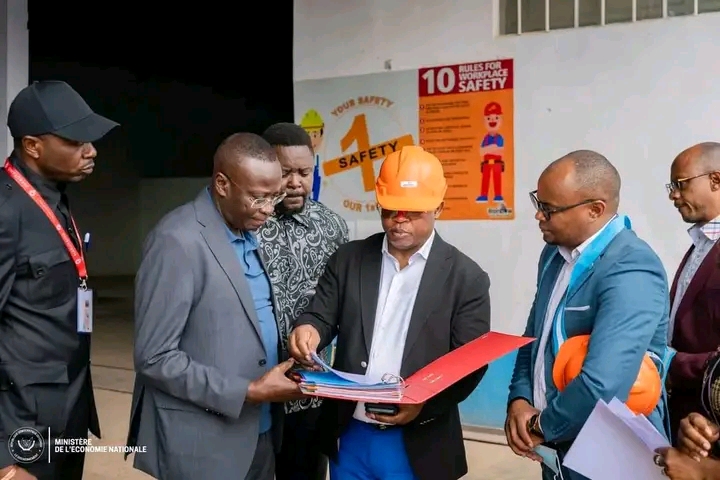 RDC : Salomon SK Della exprime son soutien à Matata Ponyo et dénonce l’acharnement&nbsp;judiciaire