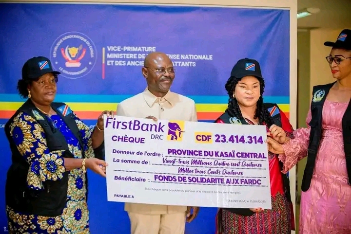 RDC – Kasaï Central : Remise de fonds de solidarité aux Forces Armées par la commission&nbsp;provinciale