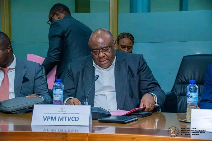 RDC : Jean-Pierre Bemba ordonne la fermeture des ports non homologués sur l’ensemble du&nbsp;territoire