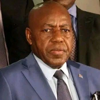 RDC : Justicia Asbl dénonce l&rsquo;enlèvement de l&rsquo;ex-ministre Martin Kabwelulu et alerte sur les dérives&nbsp;sécuritaires