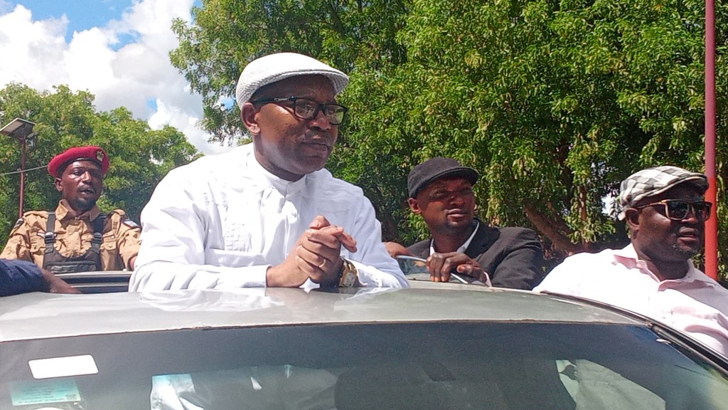 UDPS – Kananga rejette l’arrivée de Déo Bizibu et réaffirme son soutien à Augustin&nbsp;Kabuya