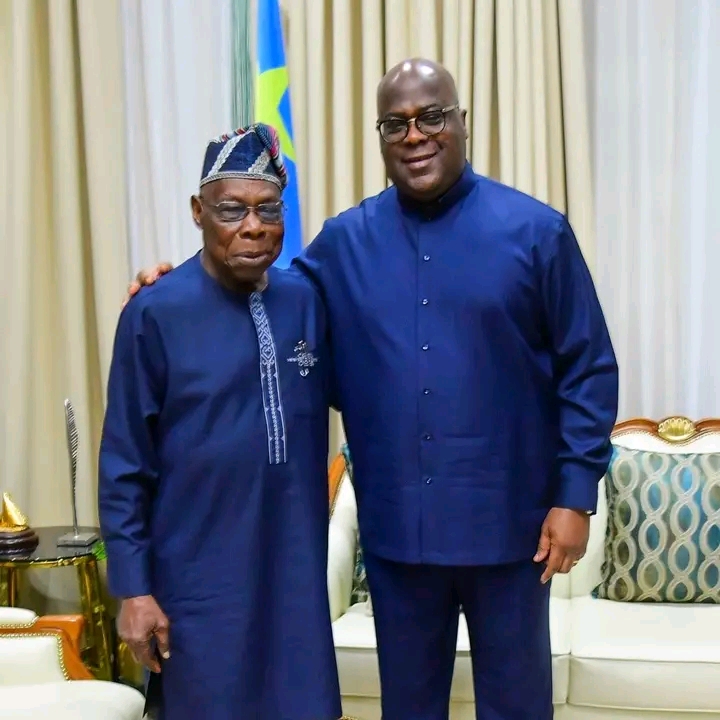 RDC : Félix Tshisekedi échange avec Olusegun Obasanjo sur la situation sécuritaire dans&nbsp;l’Est