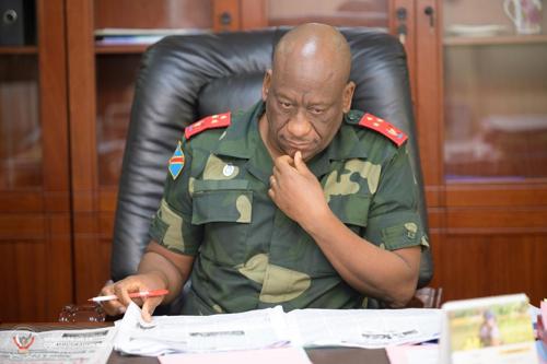 Tensions en Ituri : Luboya N&rsquo;kashama s’insurge contre le contrôle des effectifs militaires par&nbsp;Kinshasa