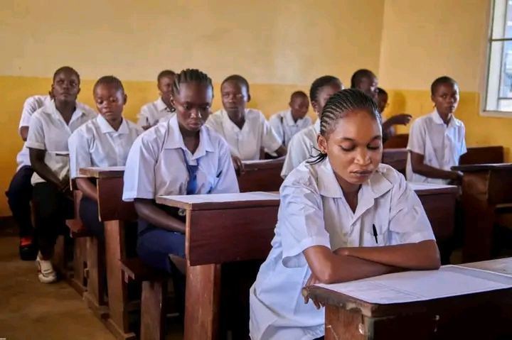 Plus d’un million d’élèves passent l’Examen d’État 2025 à travers la&nbsp;RDC