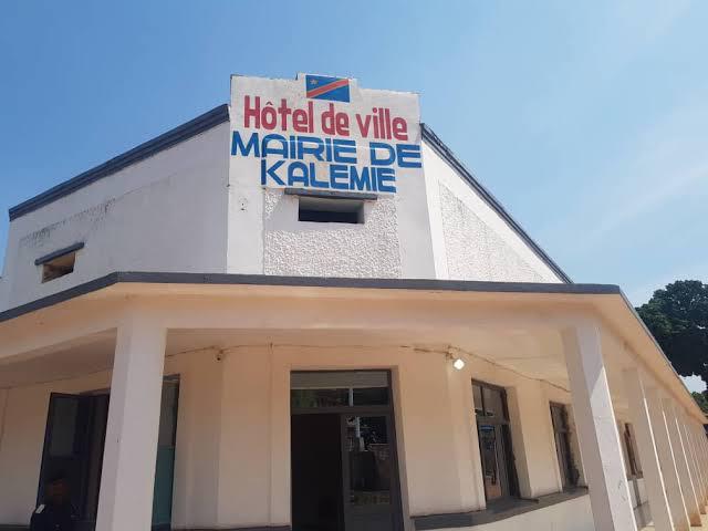 Tanganyika sans infrastructures routières : la population désespérée, le boulevard Lumumba sera-t-il sauvé avec l’arrivée de Judith Suminwa à Kalemie&nbsp;?