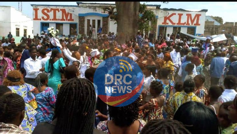 Kalemie – ESU : L’ISTM Kalemie remercie le ministre Guylain Nyembo Mbwizya et Madame Arielle Ndaya Lwamba pour leur appui matériel et financier ayant permis la construction de deux auditoires&nbsp;modernes