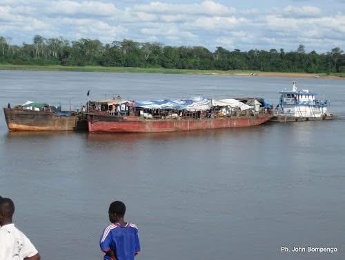 Kasaï : Naufrage d’une baleinière sur la rivière Sankuru — une cinquantaine de survivants, des dizaines de&nbsp;disparus